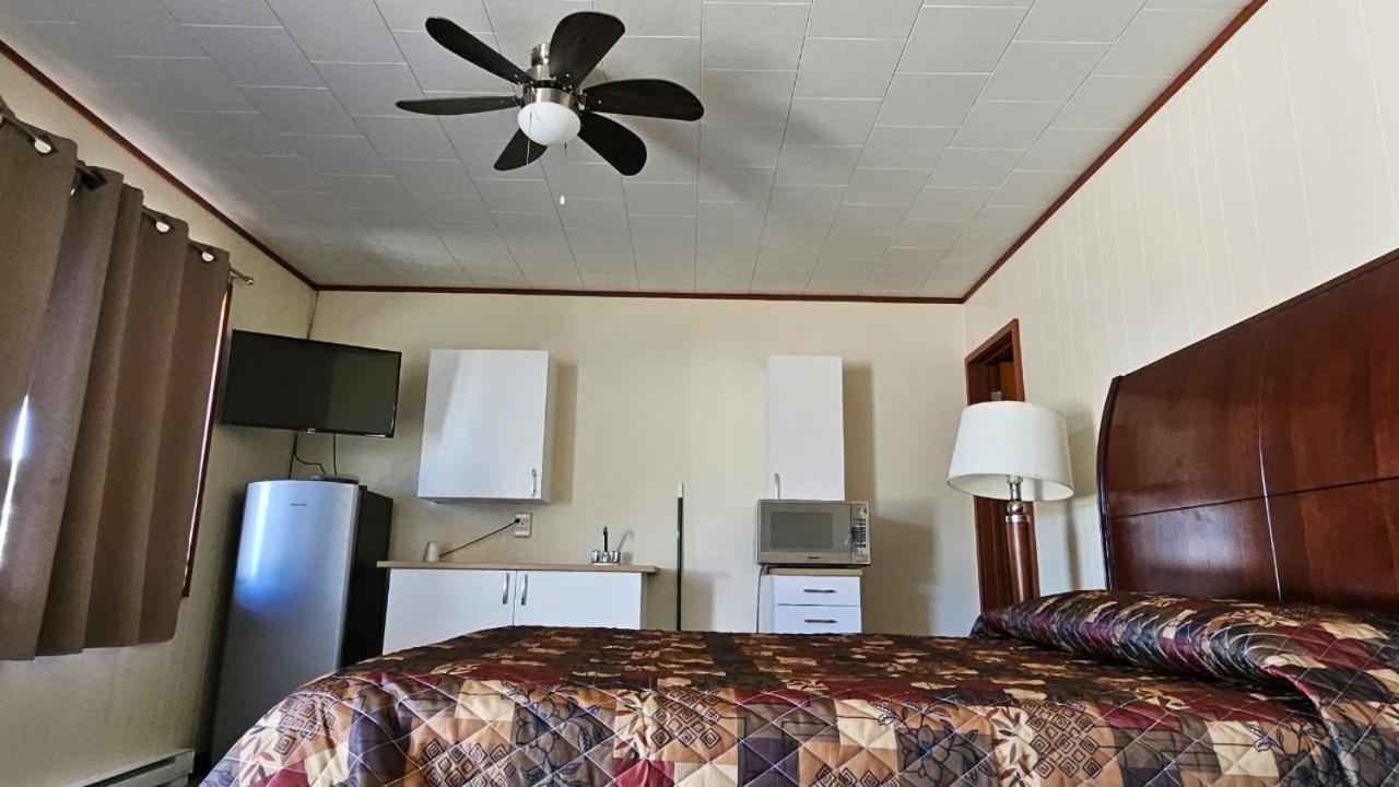 Super Nights Inn Sault Ste. Marie Dış mekan fotoğraf